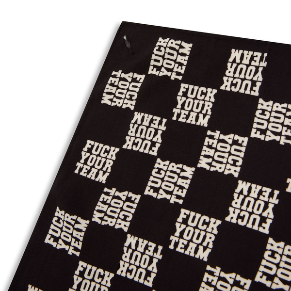 Corner detail of FYT Bandana by TEAMWORKS featuring Four-Corner Keyhole System